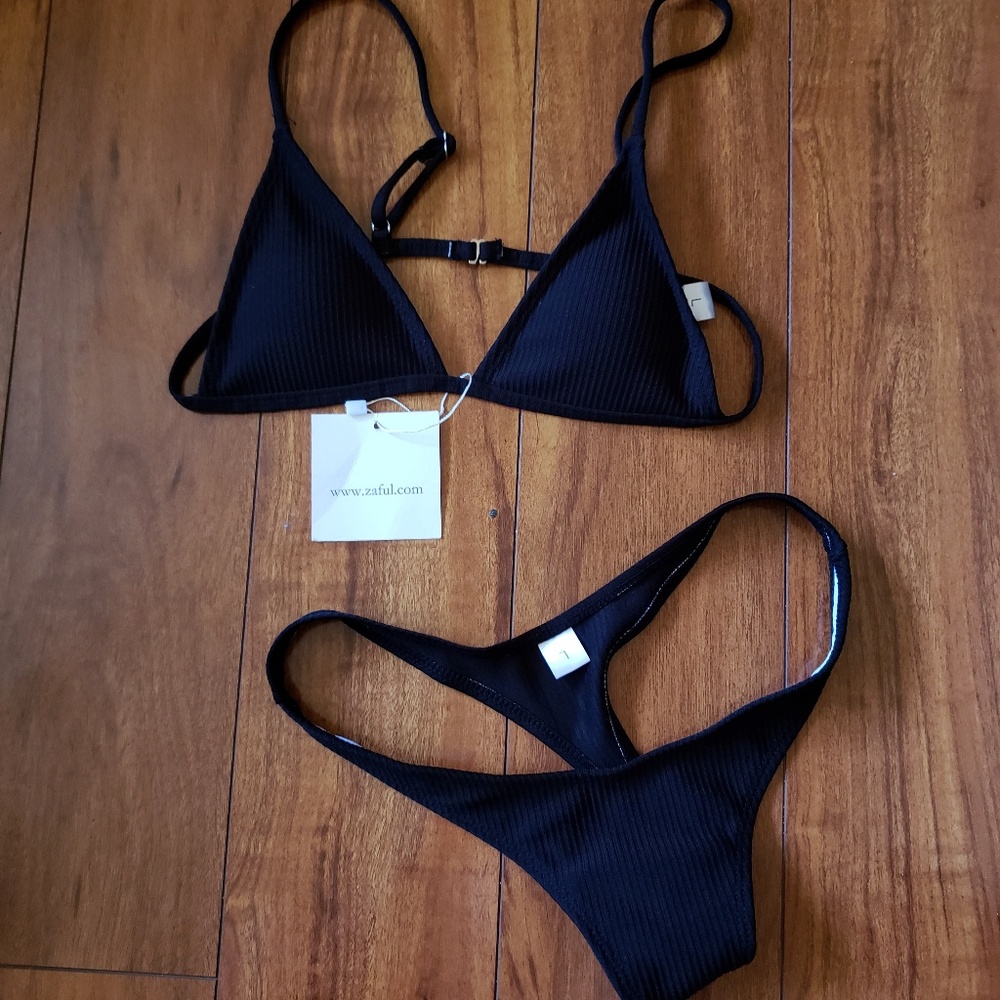 Zaful Ribbed Thong Bikini